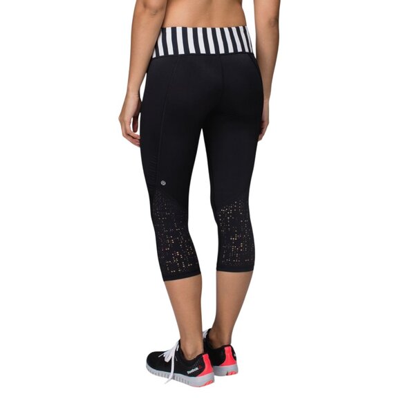 LULULEMON Water Bound Crop Black / Apex Stripe Printed Black Dune size 4 - Picture 1 of 15